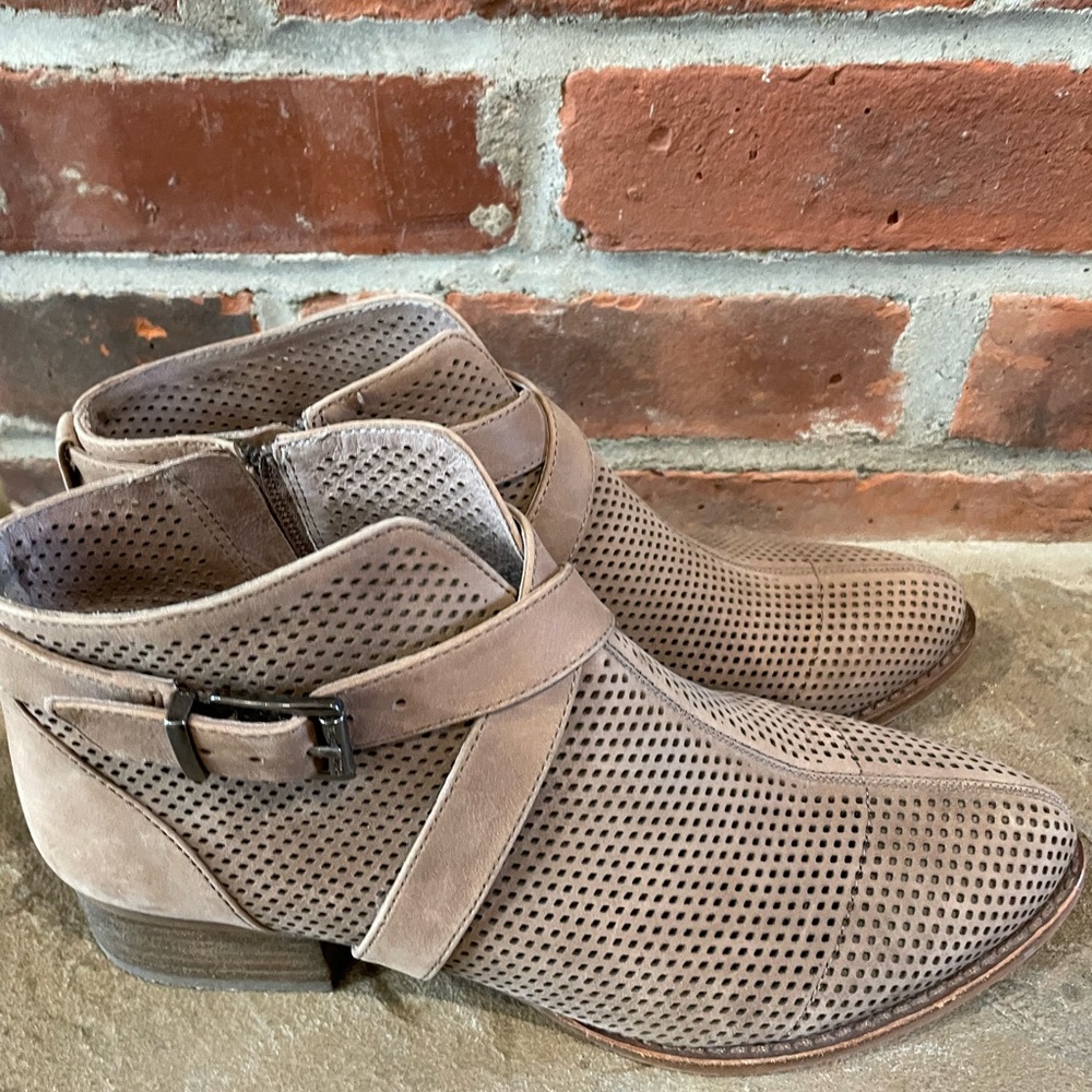 Vince Camuto  Taupe Leather Perforated Ankle Boots/Booties